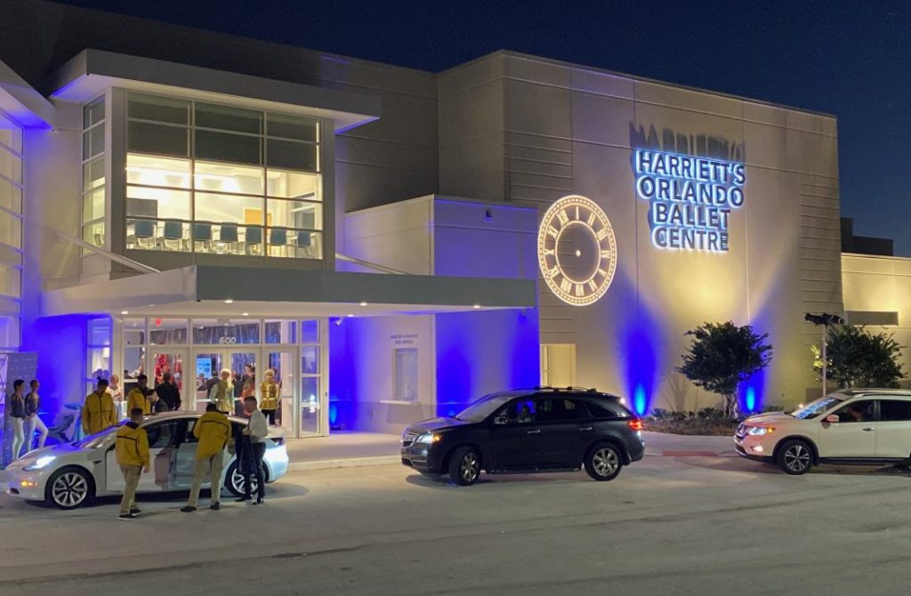 Ballet An image of the outside of Harriett's Orlando Ballet Centre showing valet parking opportunities.